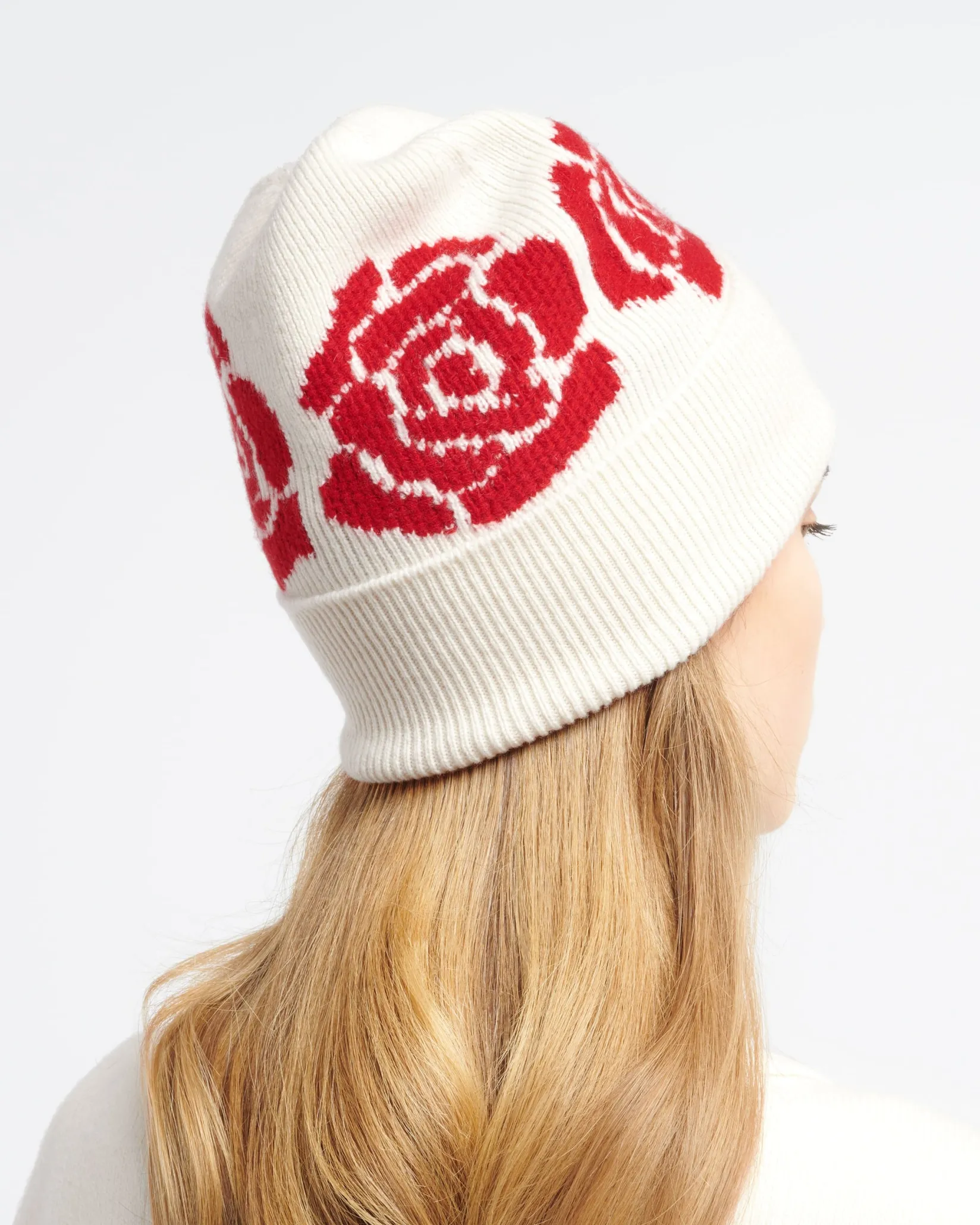 Women Barrie Beanie in cashmere and wool with a rose motif