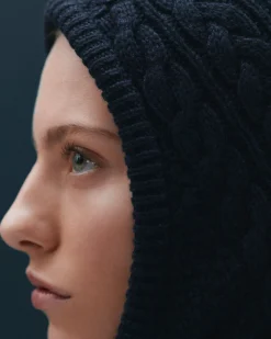 Women Barrie Cashmere balaclava
