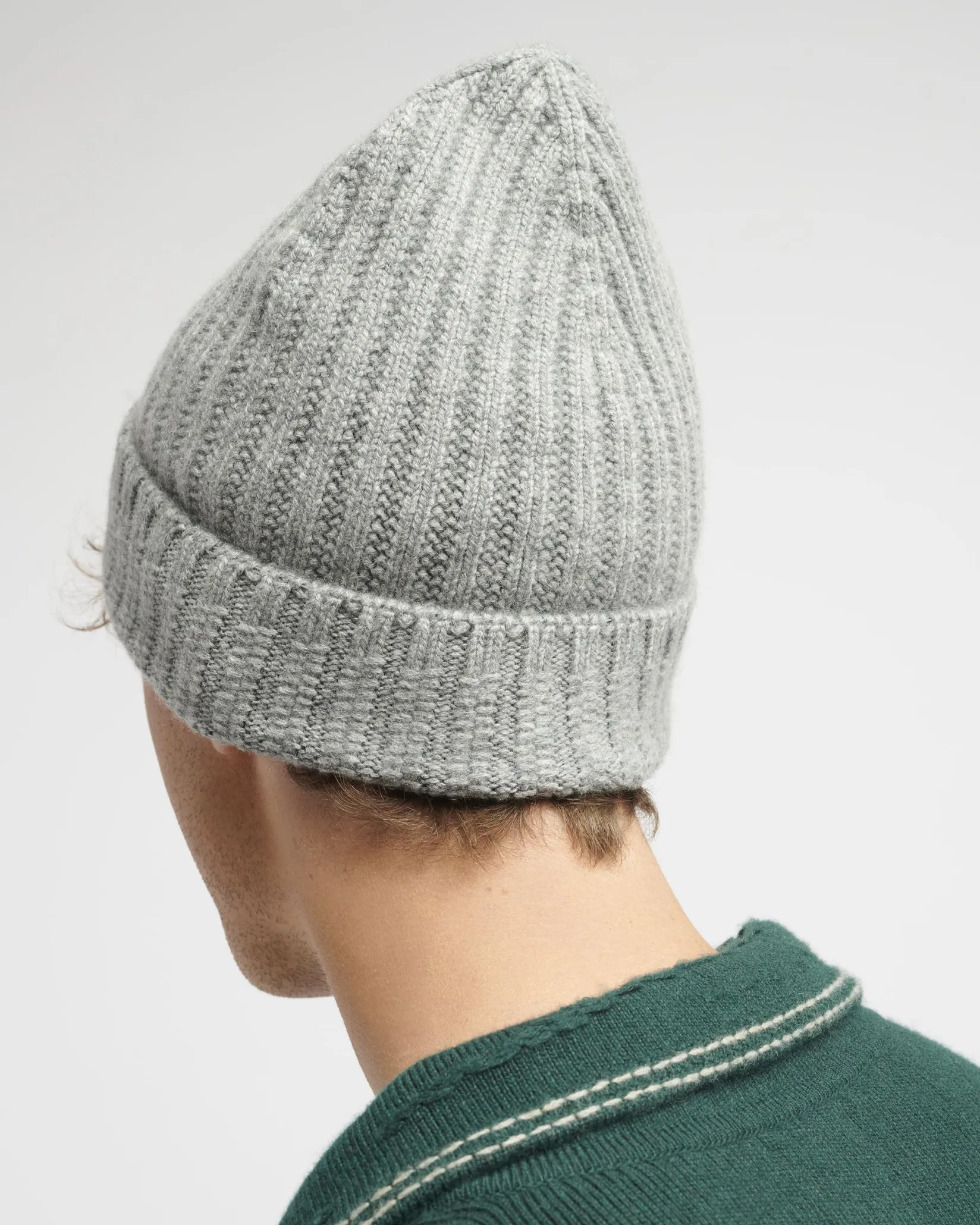 Women Barrie Cashmere beanie