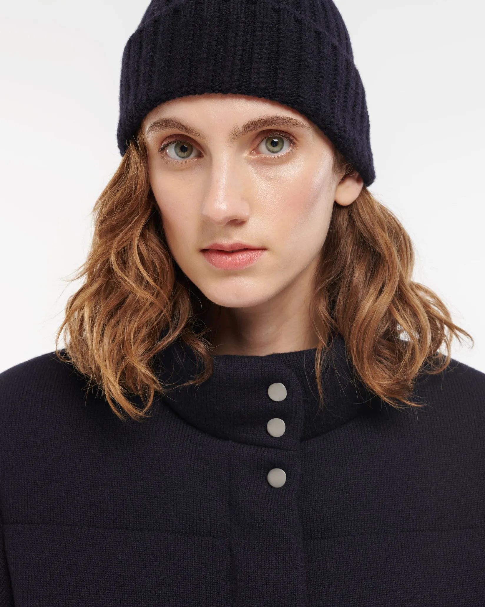 Women Barrie Cashmere beanie