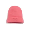 Women Barrie Cashmere beanie with embroidered logo