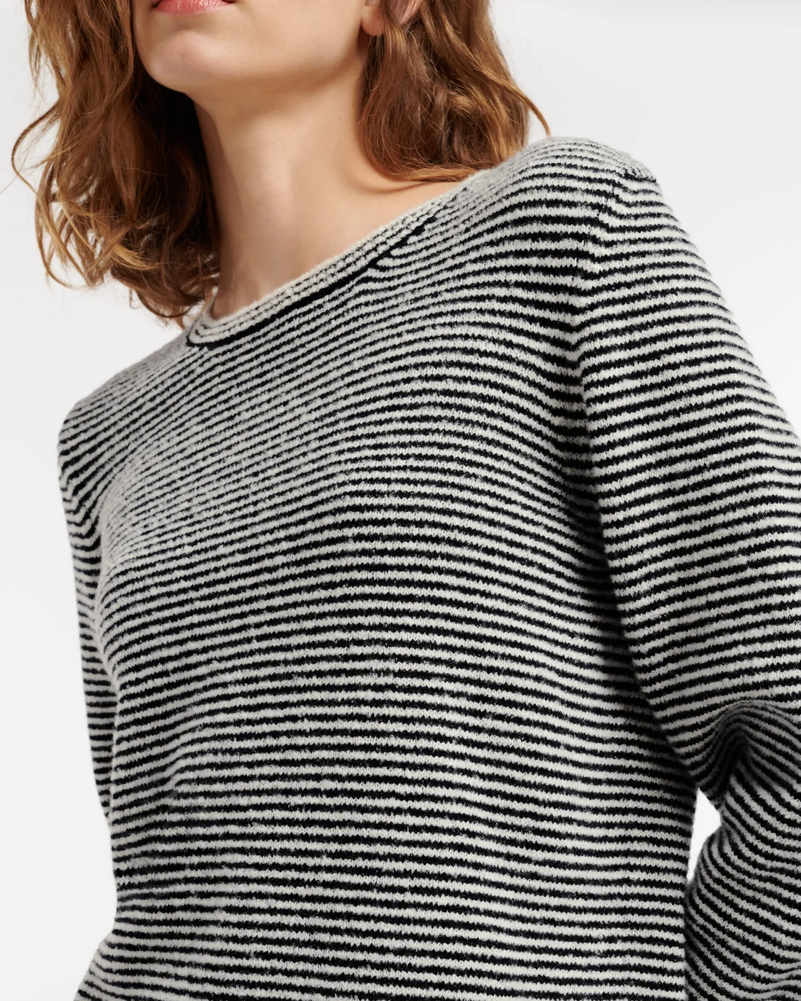 Women Barrie Cashmere jumper with thin stripes