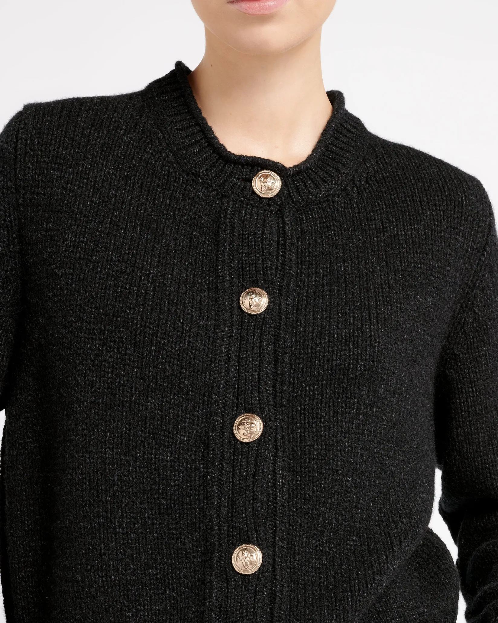 Women Barrie Chunky cashmere cardigan with gold buttons