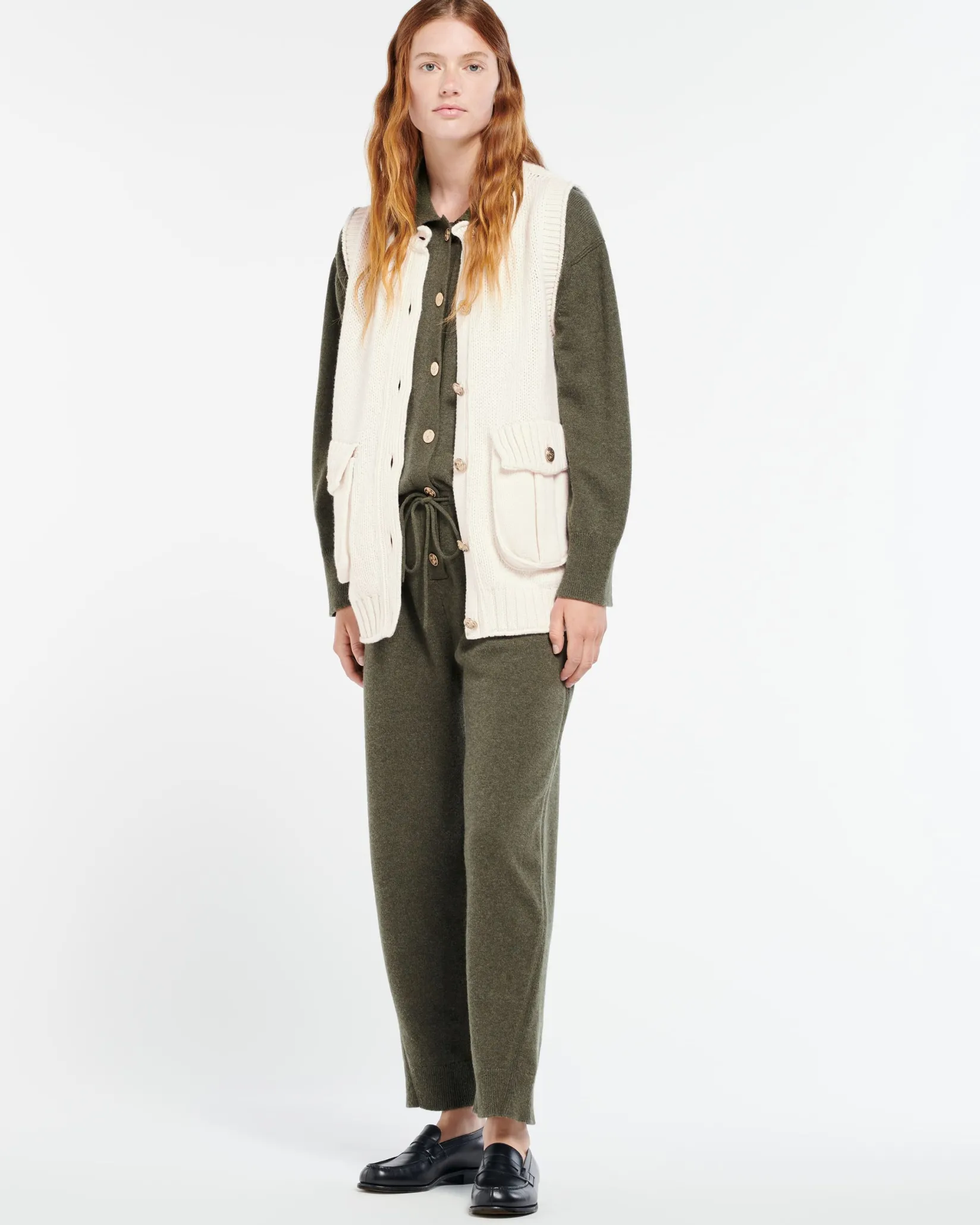 Women Barrie Chunky sleeveless cardigan with gold buttons