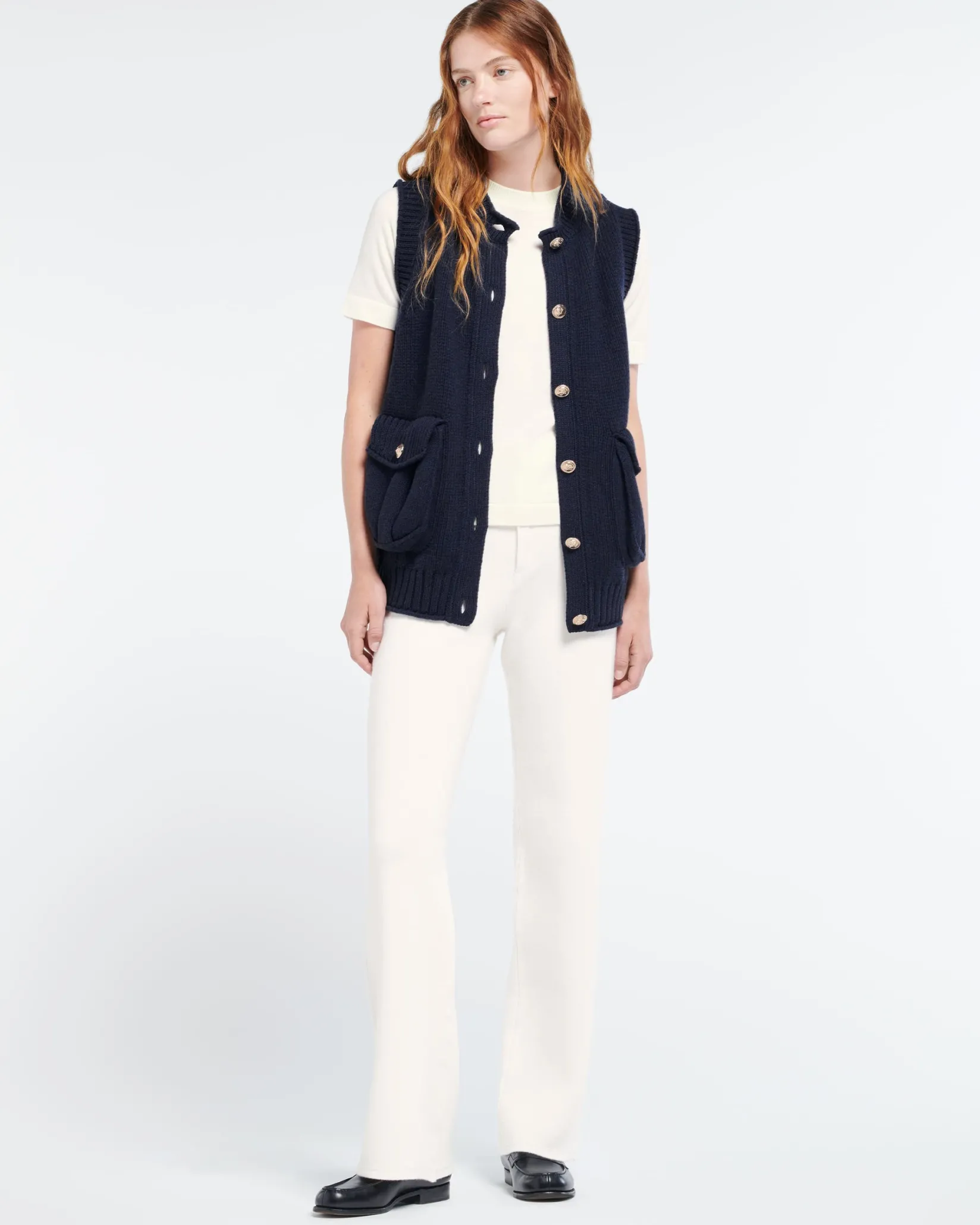 Women Barrie Chunky sleeveless cardigan with gold buttons