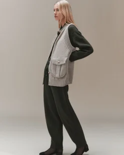 Women Barrie Chunky sleeveless cardigan with gold buttons