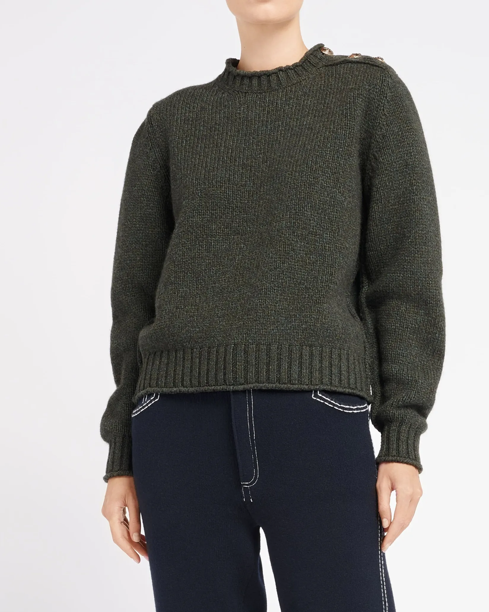 Women Barrie Jumper in chunky cashmere with gold buttons