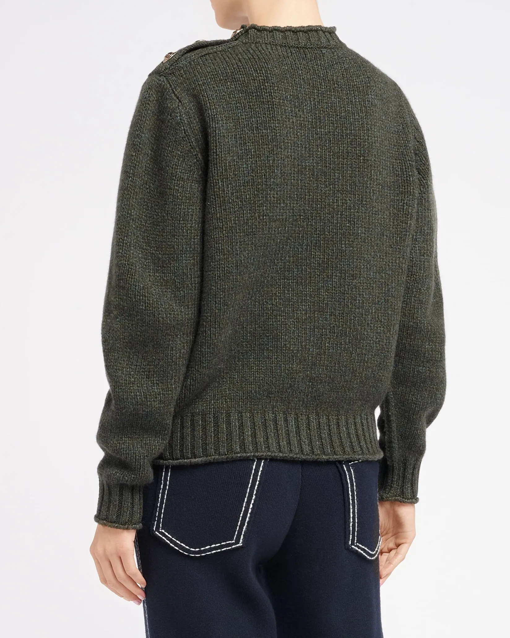 Women Barrie Jumper in chunky cashmere with gold buttons