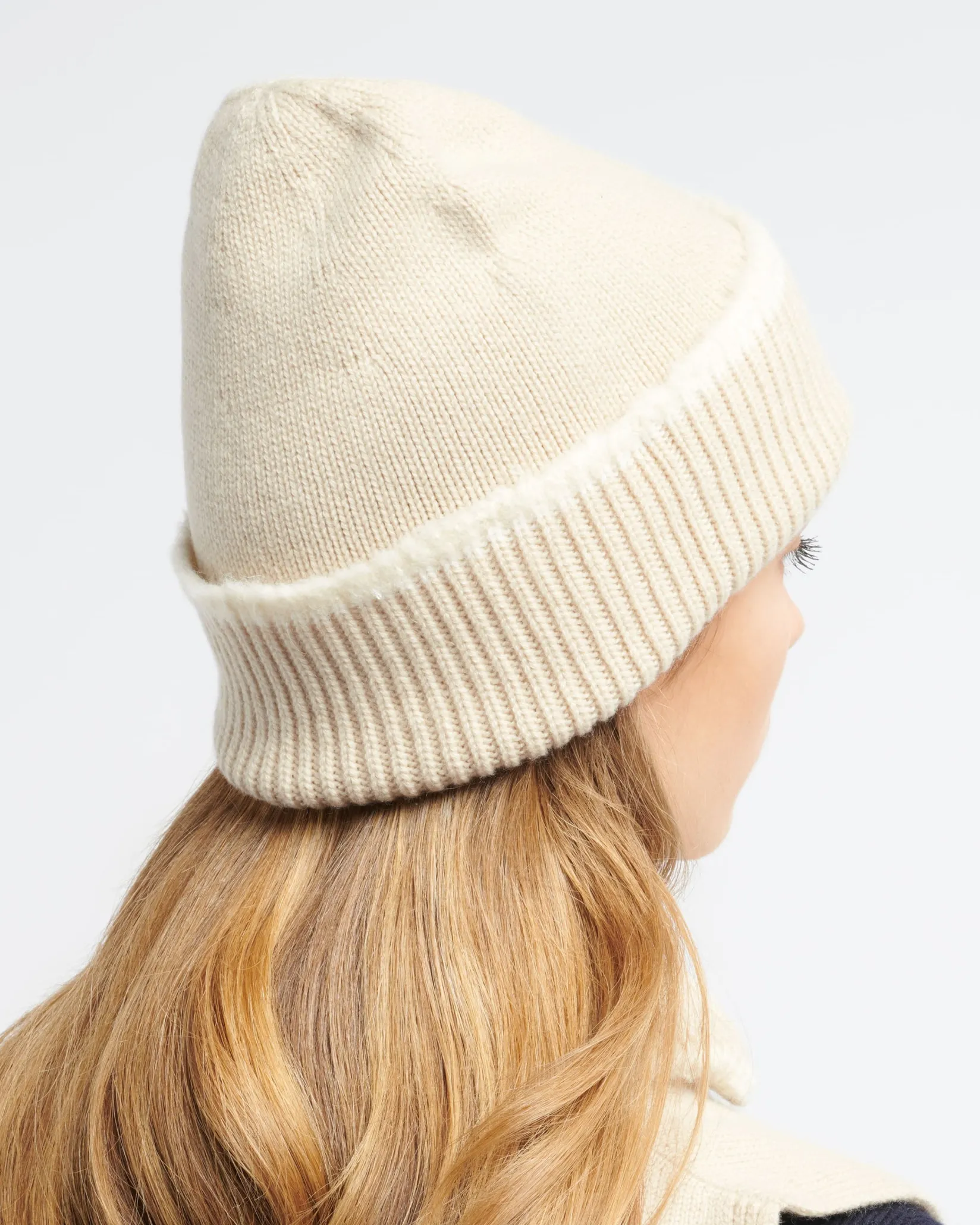 Women Barrie Shearling-effect cashmere beanie