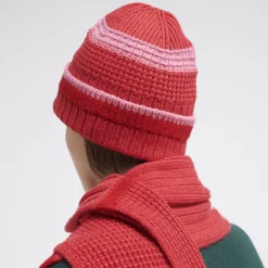 Women Barrie Textu beanie hat in cashmere