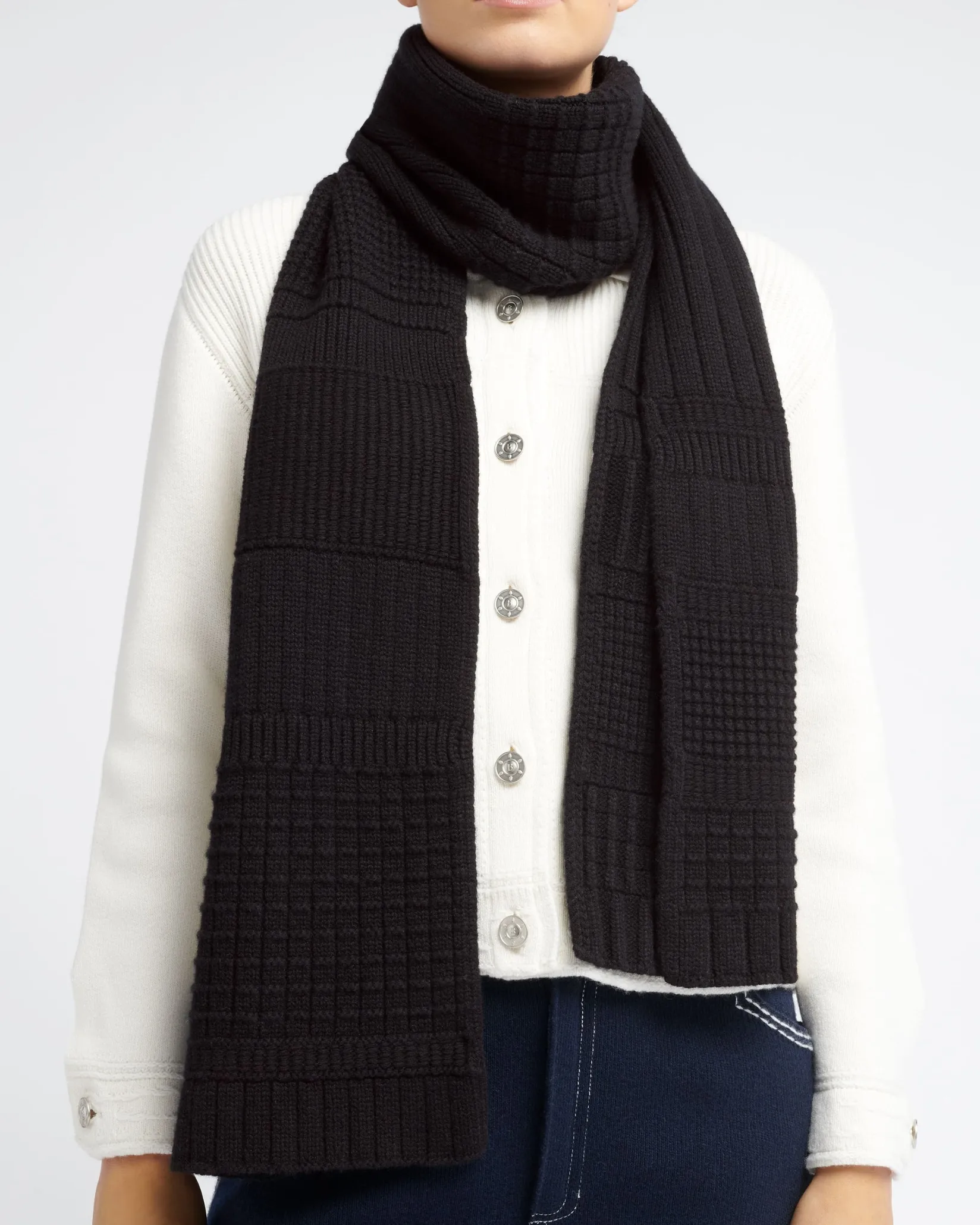 Women Barrie Textured cashmere scarf