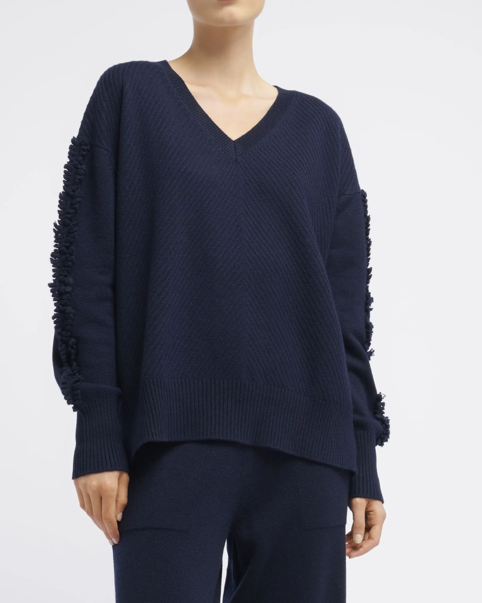 Women Barrie Timeless V-neck cashmere jumper