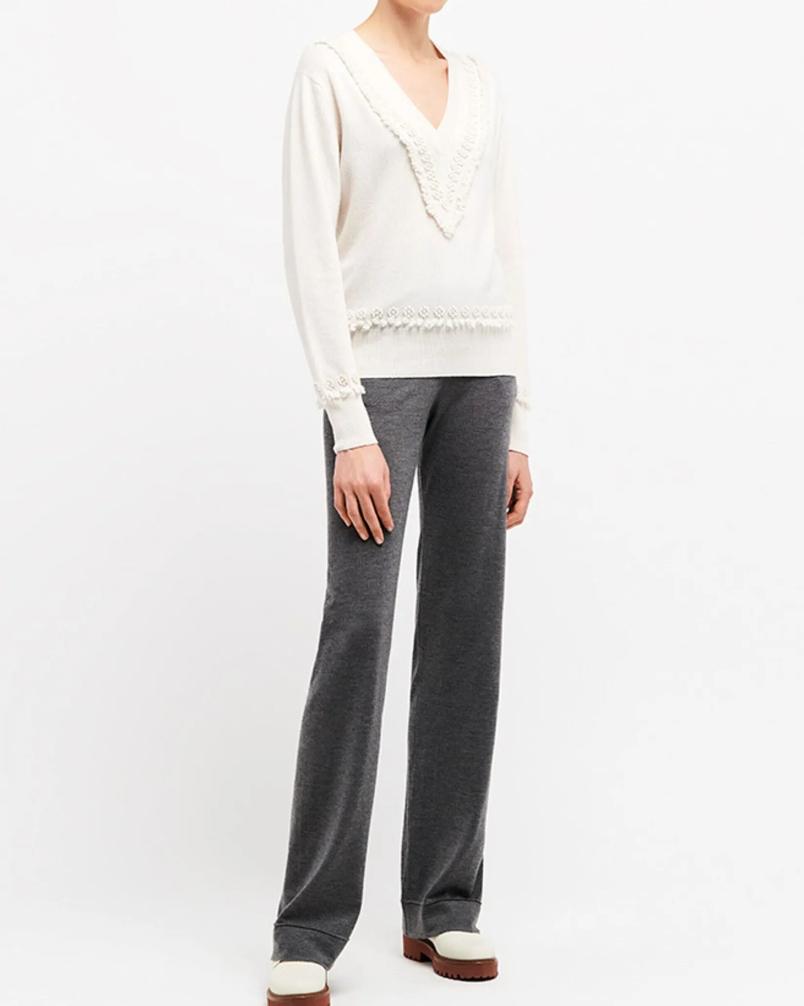 Women Barrie Timeless V-neck cashmere jumper