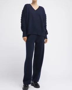 Women Barrie Timeless V-neck cashmere jumper