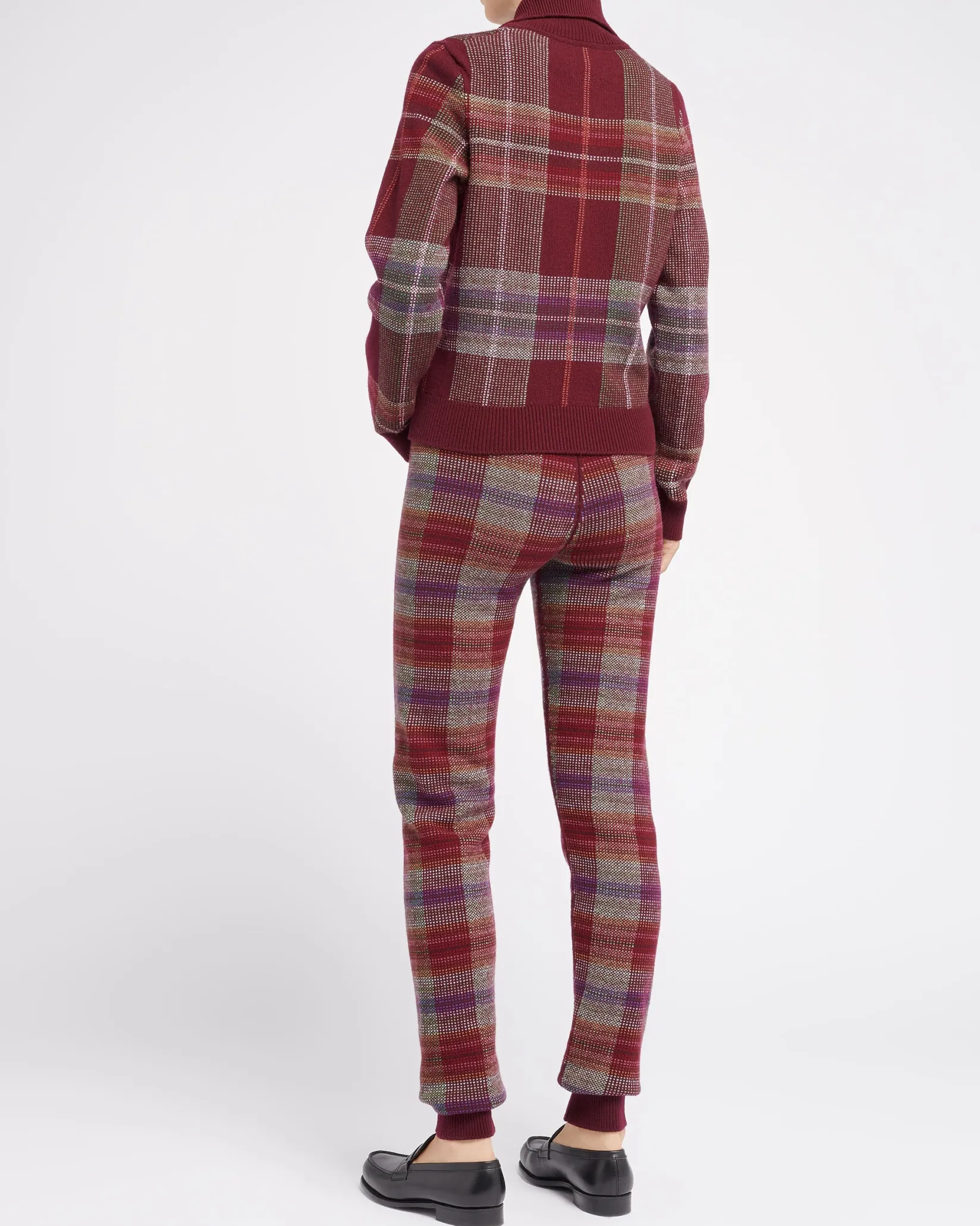 Women Barrie Trousers in cashmere and wool with a tartan motif