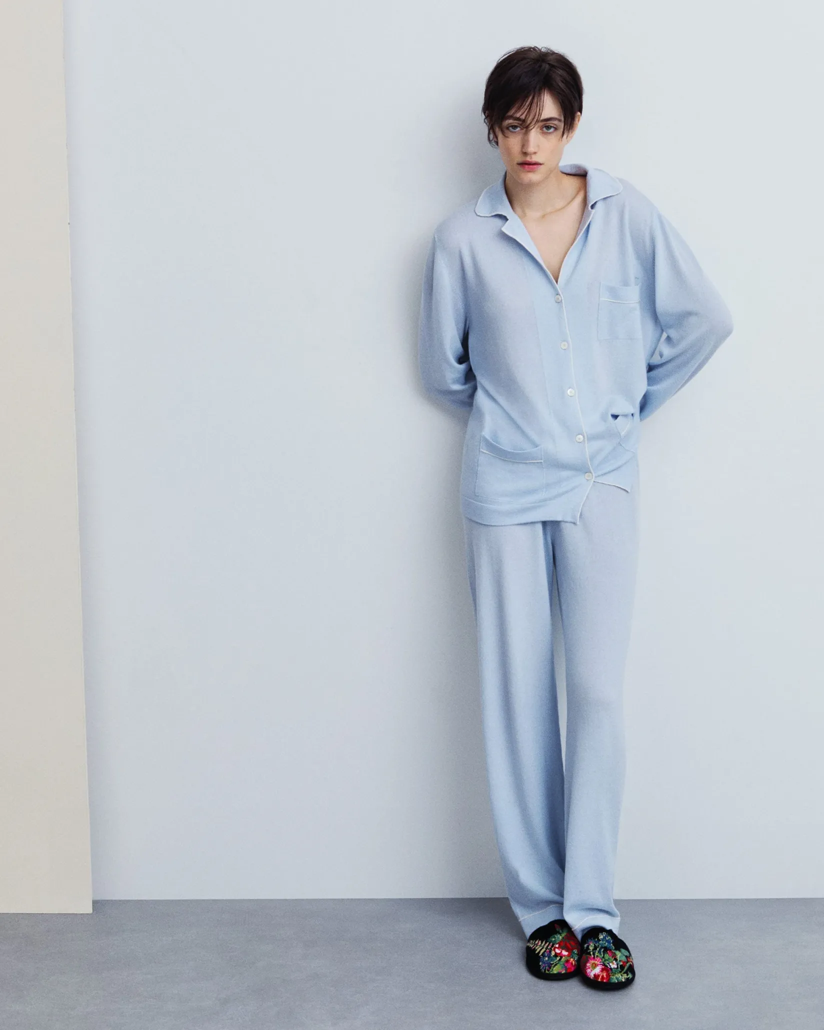 Women Barrie Ultra-fine cashmere and silk trousers