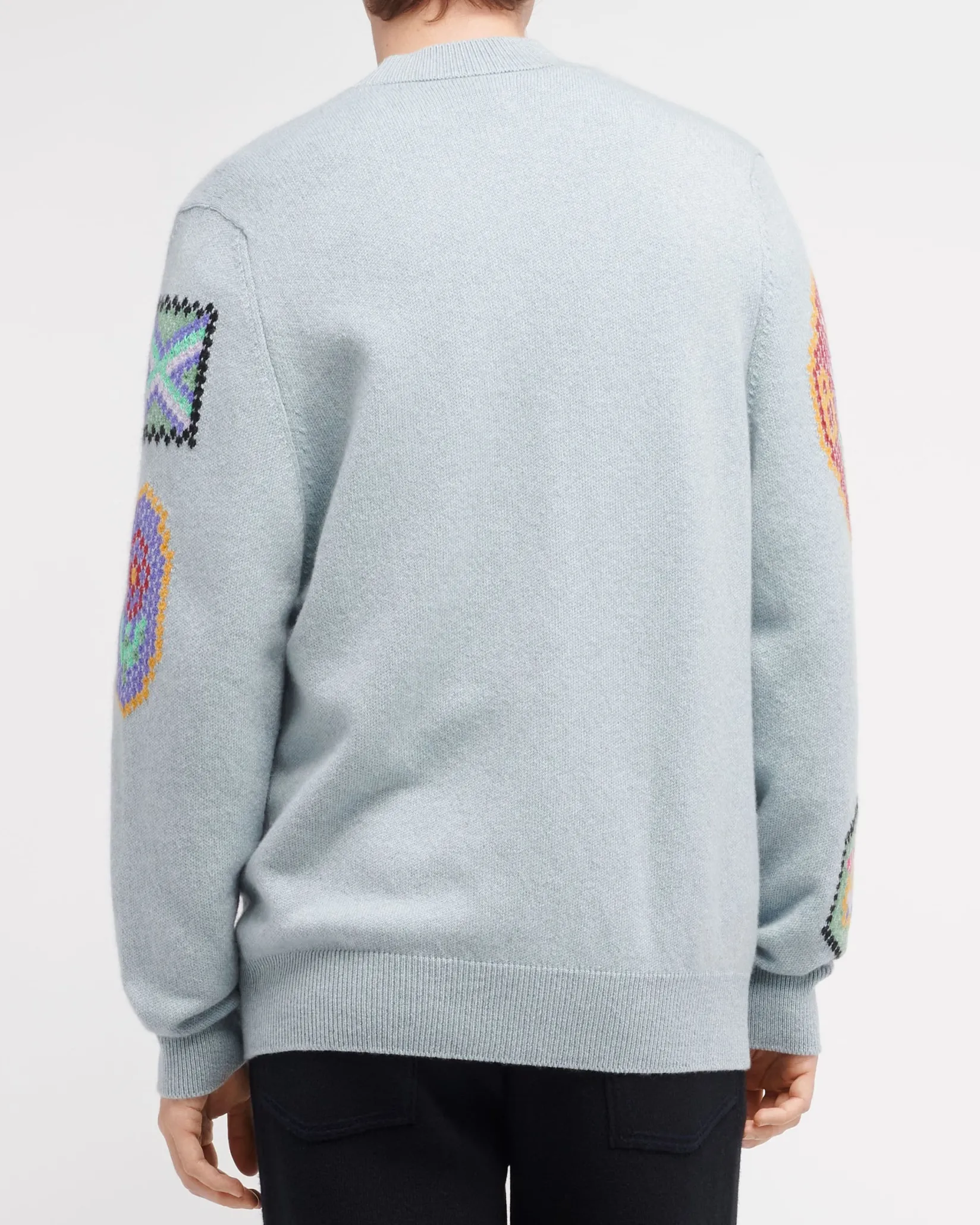 Barrie V-neck cardigan with Scottish symbols in cashmere